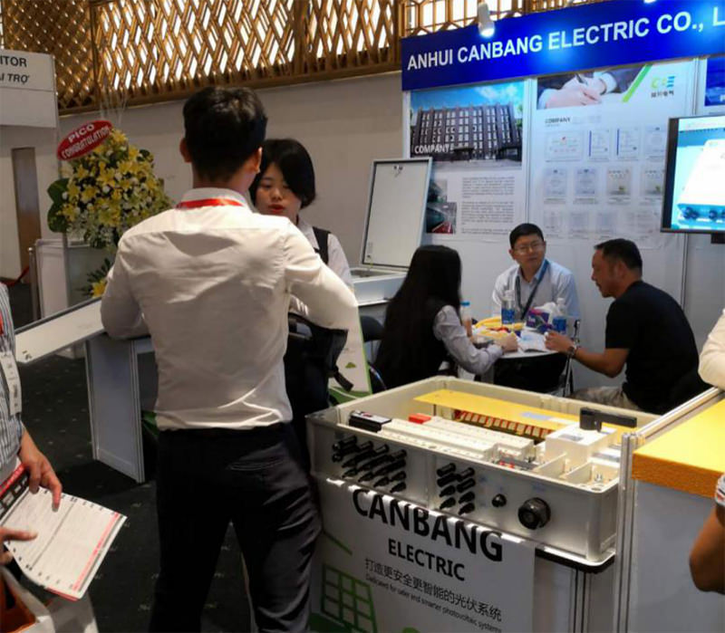 燦邦電氣首次亮相越南國際太陽能展覽會
